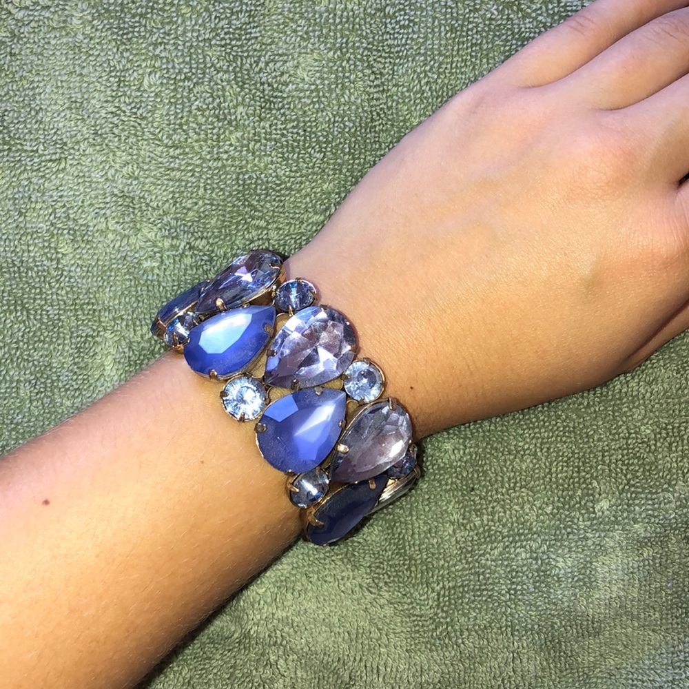 Blue jewel bracelet